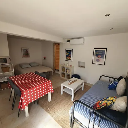 Stone House Olsavinia Close To The Ferienhaus Kaštela