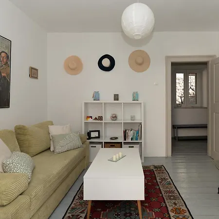 Stone House Olsavinia- 200m From - 2br Or
