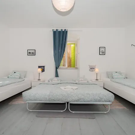 Casa de Férias Stone House Olsavinia Close To The *