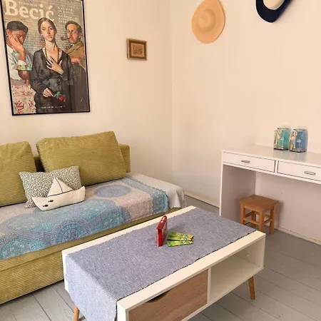 Holiday home Stone House Olsavinia- 200m From - 2br Or *