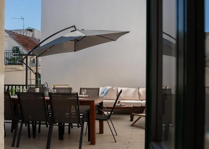 Stone House Olsavinia Close To The Kaštela